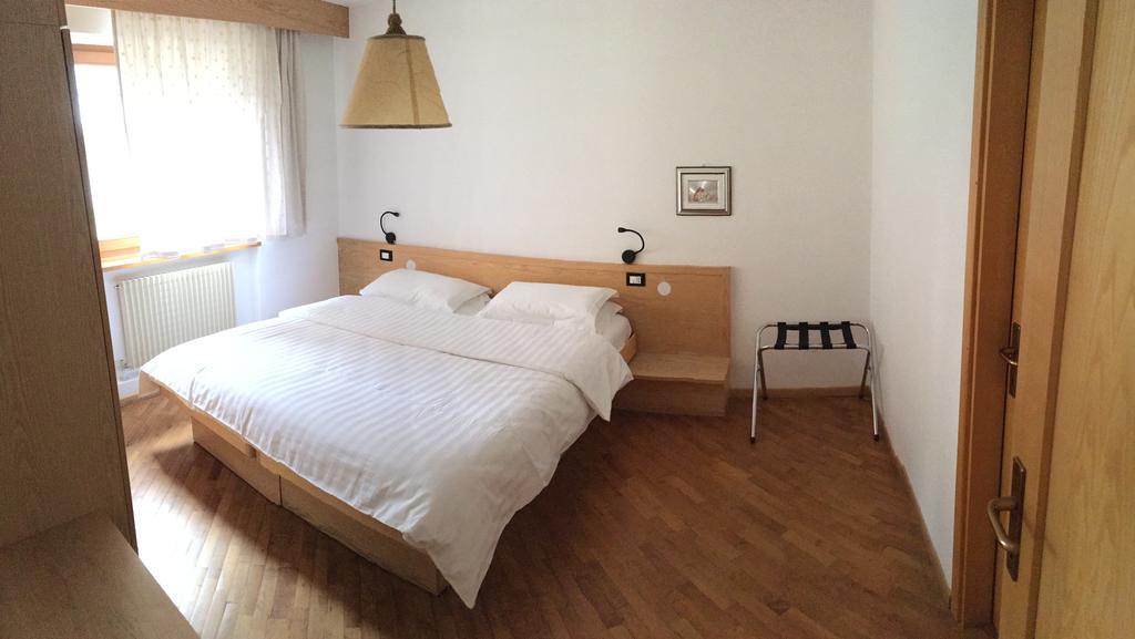 Bed & Breakfast Garni Tobia Campitello di Fassa Buitenkant foto