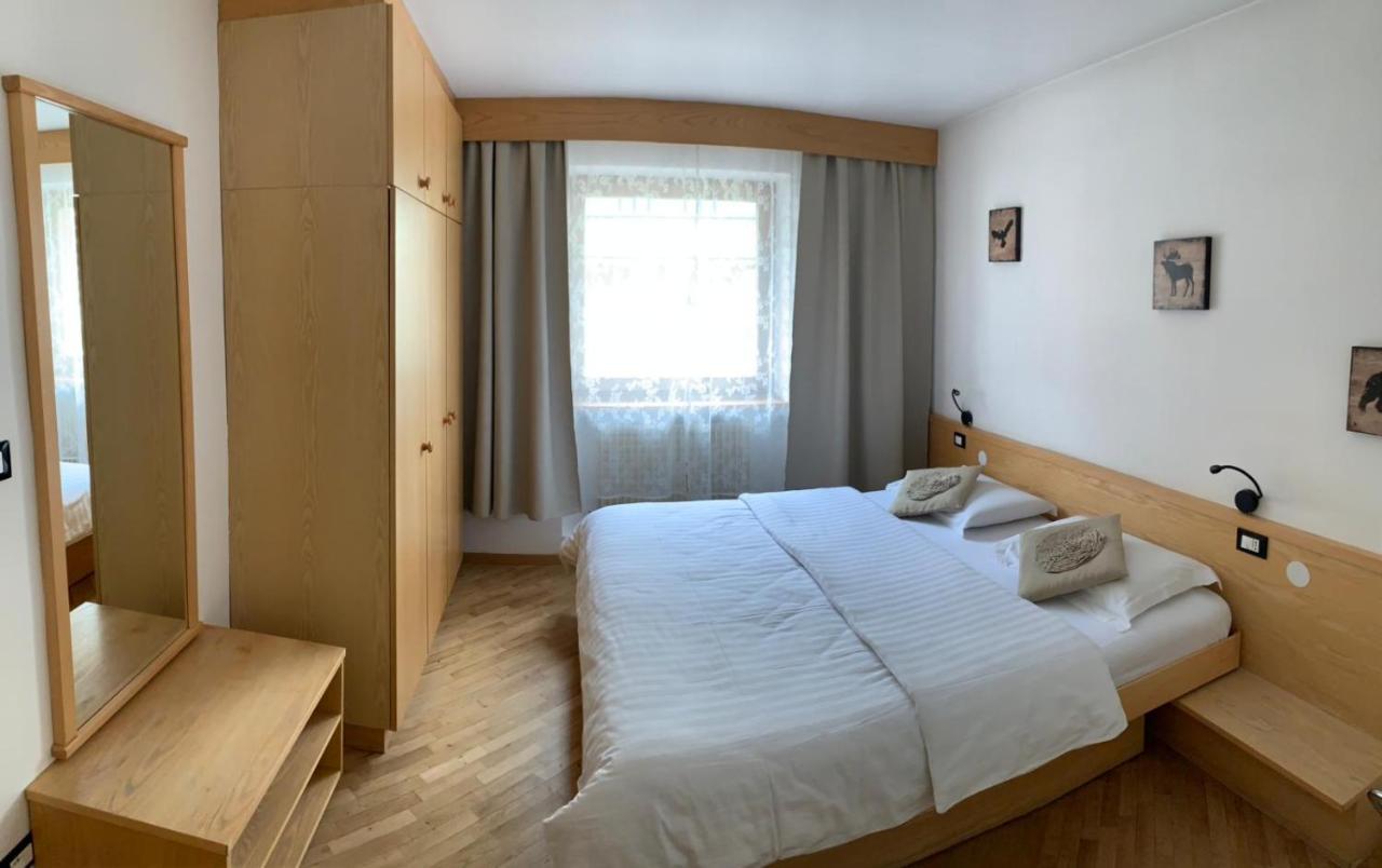 Bed & Breakfast Garni Tobia Campitello di Fassa Buitenkant foto