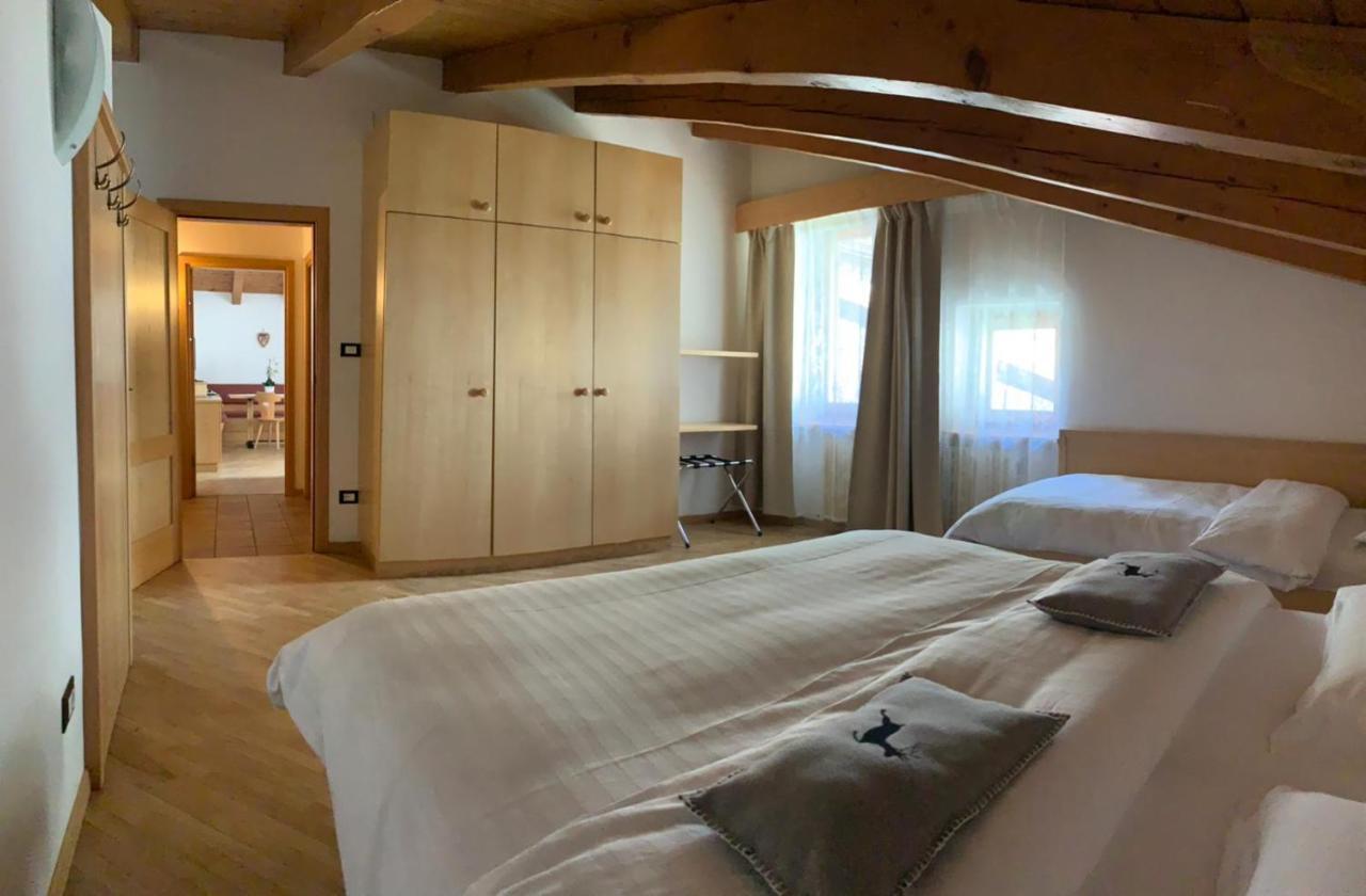 Bed & Breakfast Garni Tobia Campitello di Fassa Buitenkant foto
